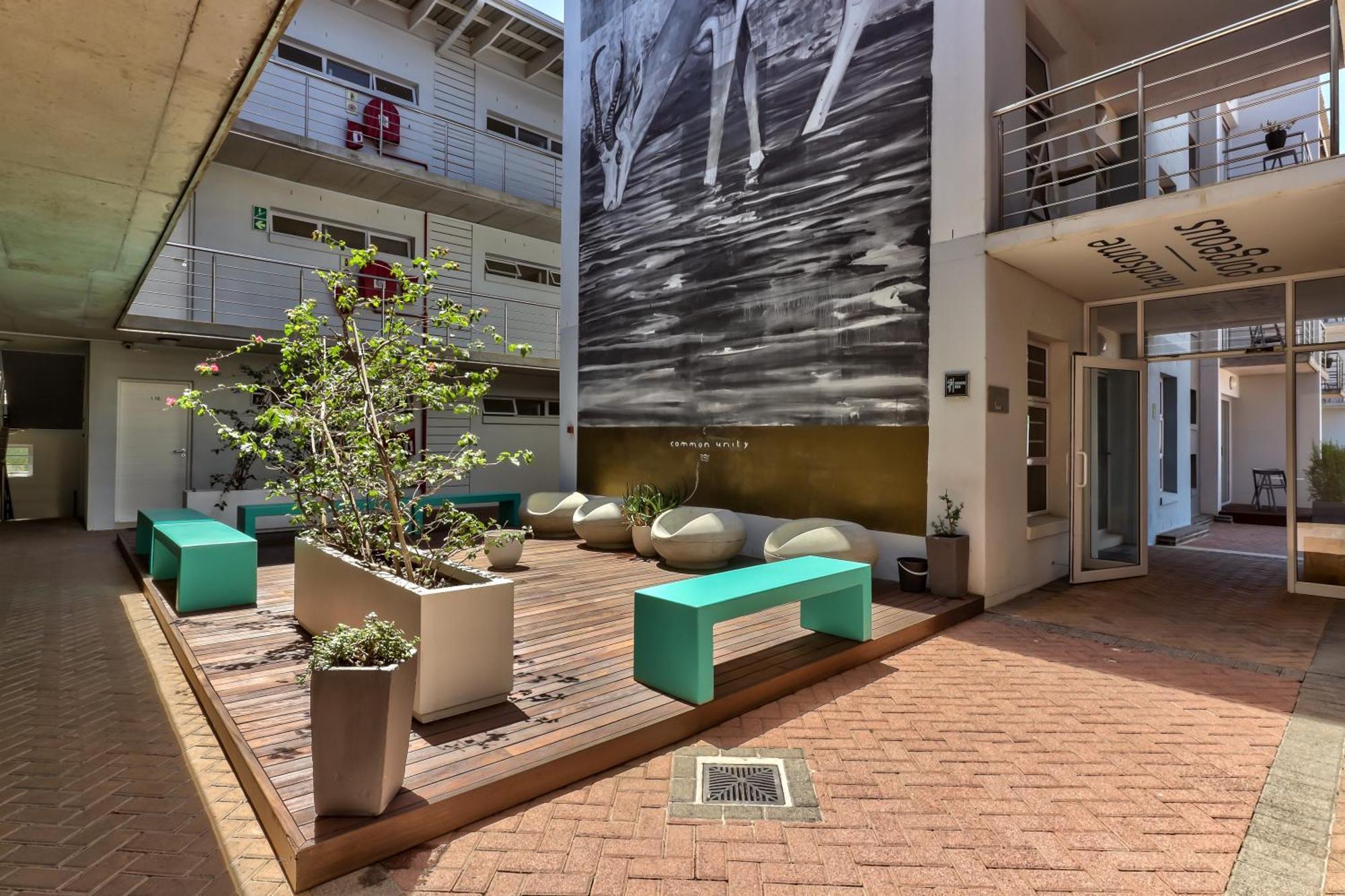 Wink Aparthotel Quiver Tree Stellenbosch Exterior foto